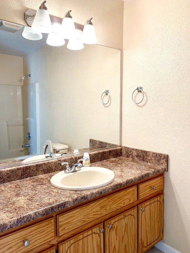 Building Photo - A-C Hill