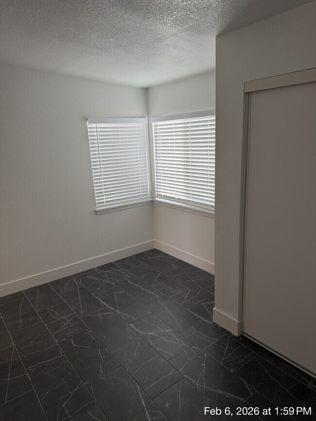 Building Photo - 2812 Richfield Blvd