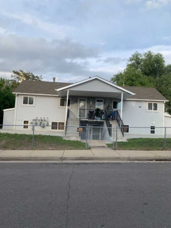 Building Photo - 4326 Adams St