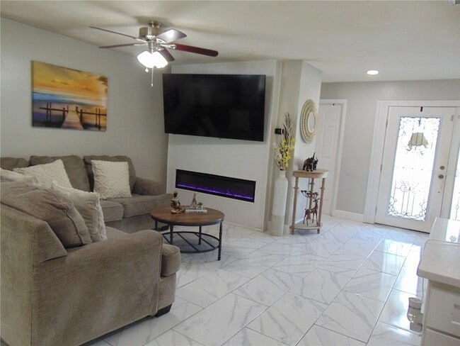 Building Photo - 4706 Tampa Downs Blvd