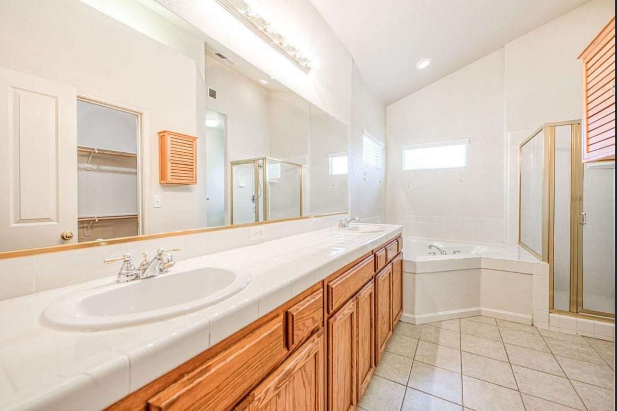 Building Photo - 1138 E Royal Dornoch Ave