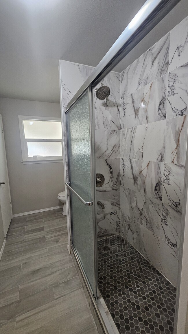 Building Photo - 1224 Orchard Way