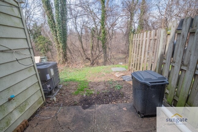 Building Photo - 6449 Union Ct