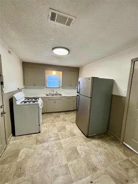 Building Photo - 1813 S 19th St