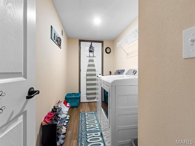 Building Photo - 3713 Justine Drive