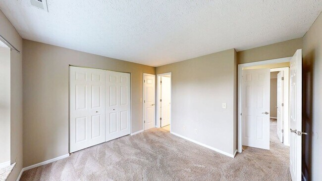 Building Photo - 5321 Stonemeadow Ave