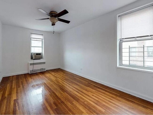 Building Photo - 2104 Holland Ave
