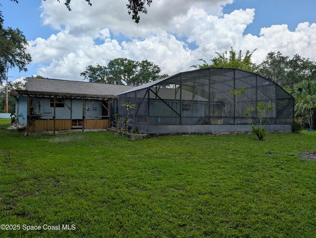 Building Photo - 1235 Pine Island Rd