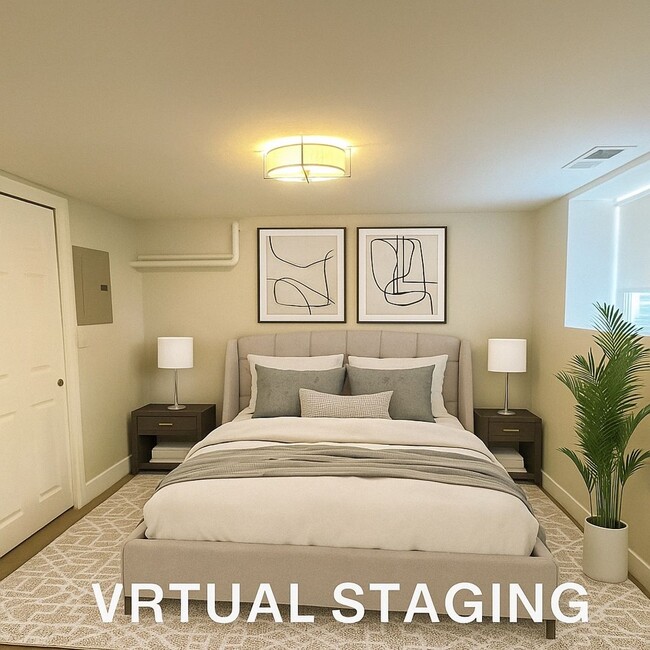 Building Photo - Killer Location w/ Utilities Included!