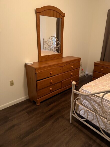 Bedroom 1 Dresser - 926 Washington Blvd