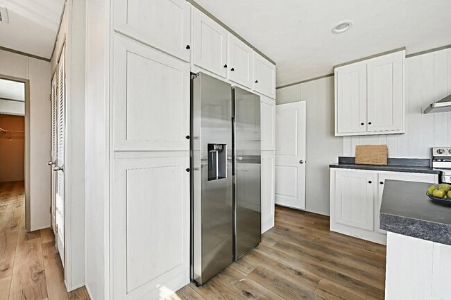 Building Photo - 1701 Sidewinder Dr