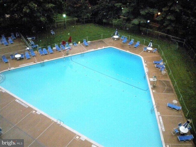 Building Photo - 10500 Rockville Pike