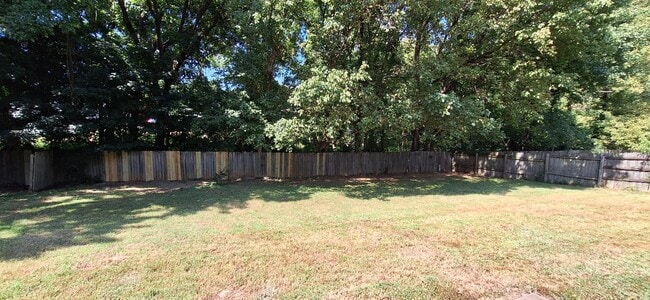 Building Photo - Remolded 3 bedroom 2 bathroom home for rent