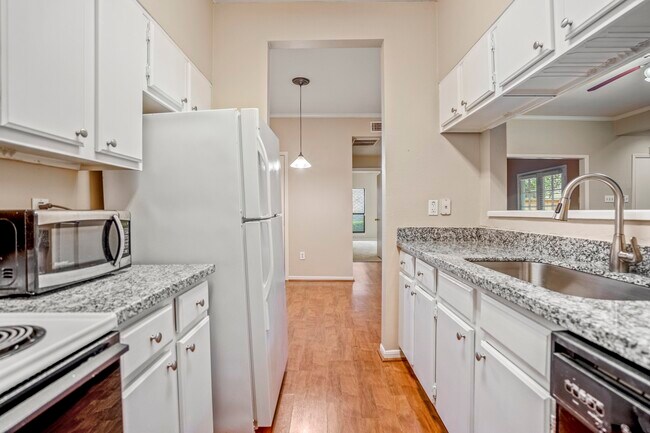 Building Photo - 2001 Bering Dr