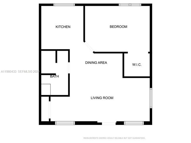 Building Photo - 2415 Pierce St