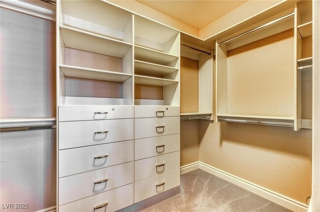 Building Photo - 9216 Tesoras Dr