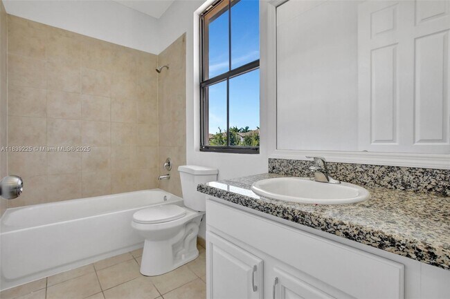 Building Photo - 9135 SW 36th Mnr