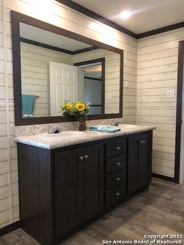 Building Photo - 833 CIMARRON-