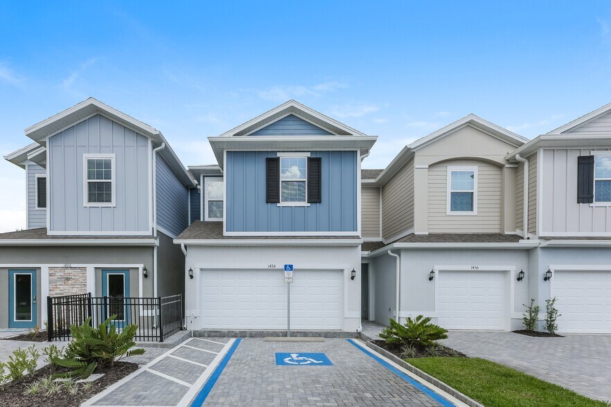 Building Photo - 1428 Tristar Dr