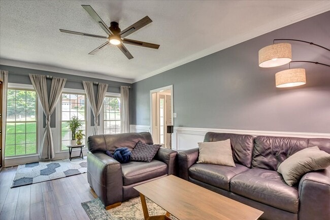 Building Photo - 4Bed/3 Bath home in Evans, GA with large g...