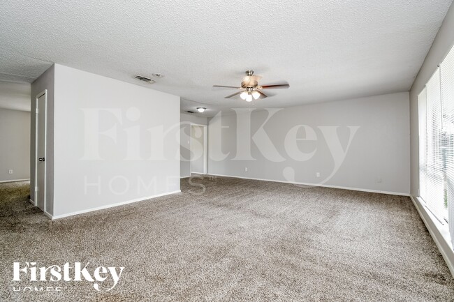 Building Photo - 1504 Terrace St