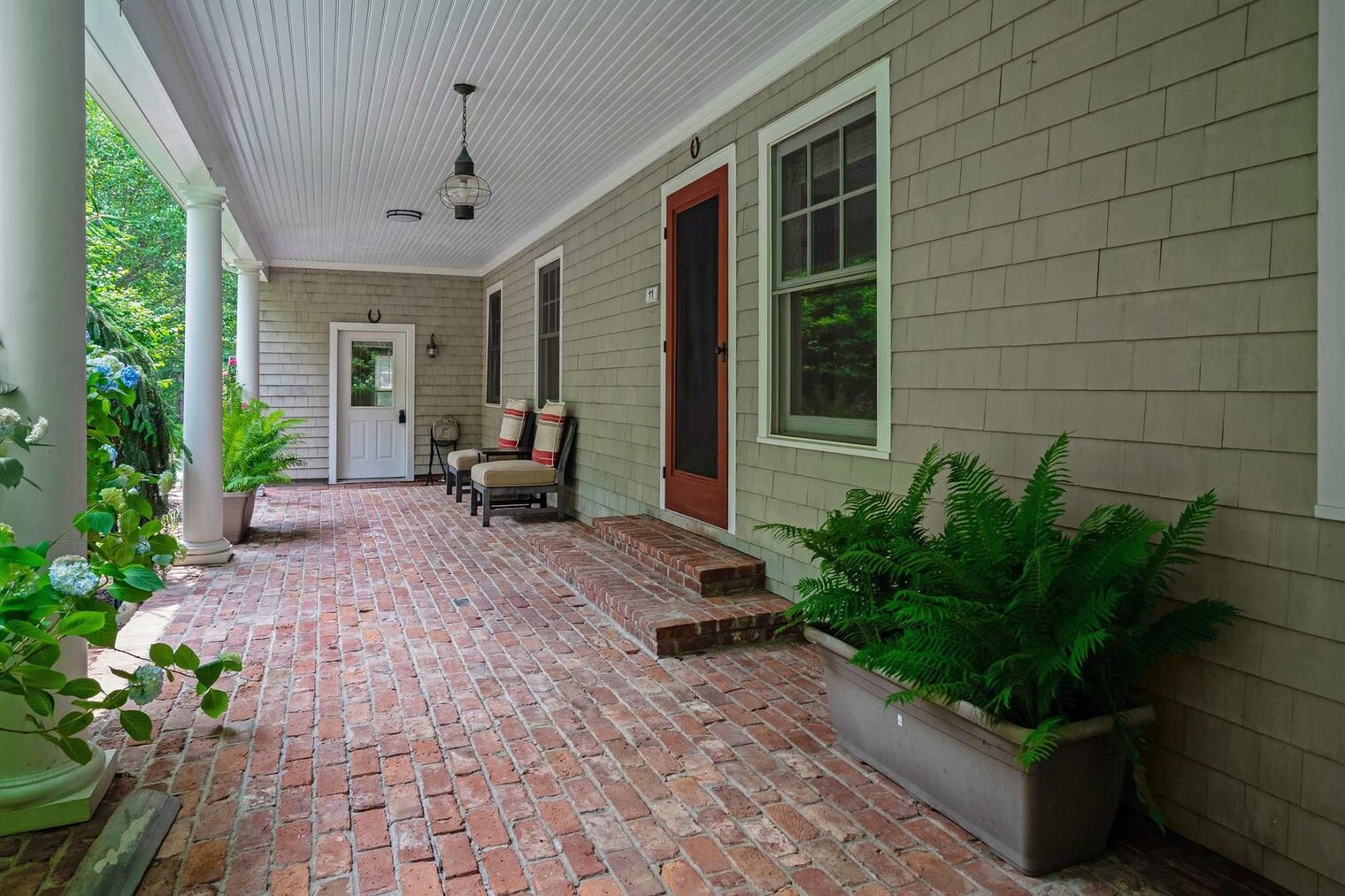 Building Photo - 11 The Pkwy