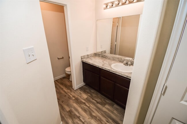 Building Photo - 835 Frontera Ct