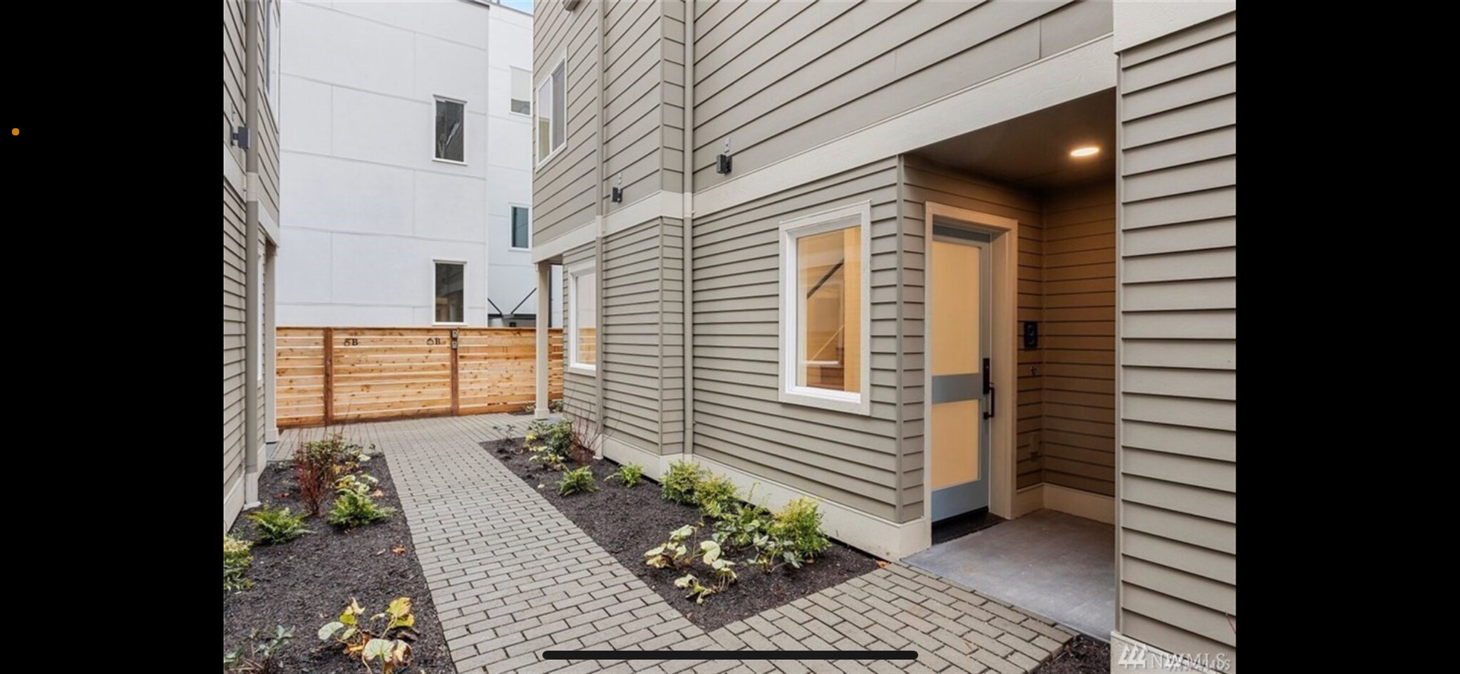 Building Photo - 5808 17th Ave NW