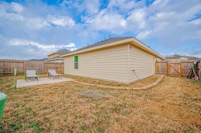 Building Photo - 24119 Maple Turn Ln