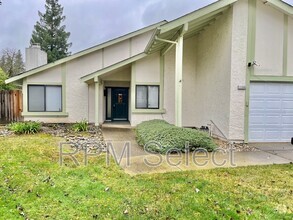 Building Photo - 11206 Powder River Ct