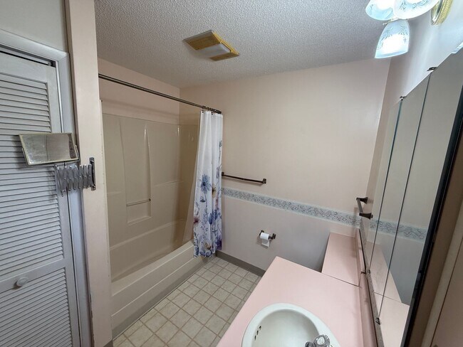 Building Photo - Beautiful Lot in Waxhow