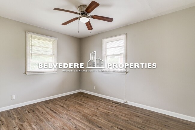 Building Photo - 1607 Eastwood Ave
