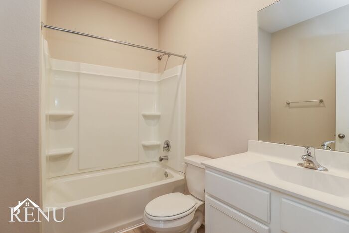 Building Photo - 25402 Cypress Bend Dr