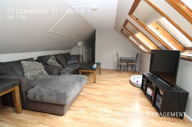 Building Photo - 3-Bedroom Apartment in Dover with New Upgr...