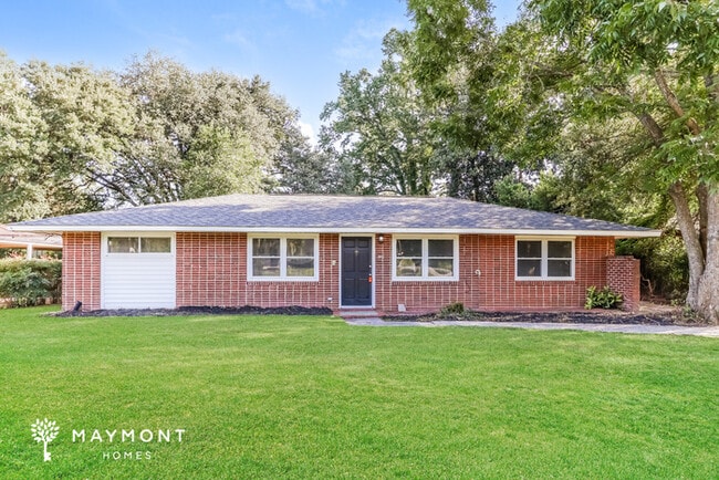 Building Photo - 2250 Darlington Dr