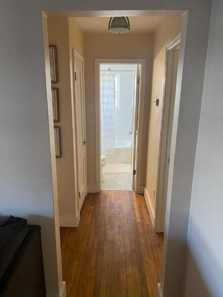 Building Photo - 4830 S Detroit Ave