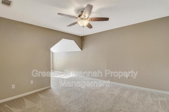 Building Photo - 601 Bristol Way