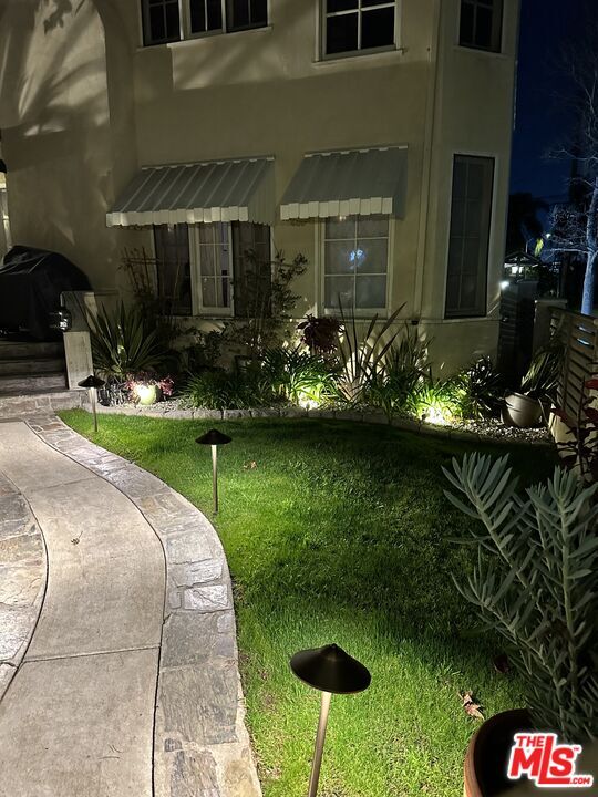 Building Photo - 1086 Meadowbrook Ave