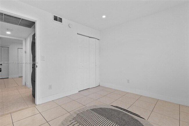 Building Photo - 6530 W 27th Ave