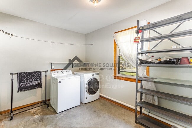 Building Photo - 2610 Carter Ave