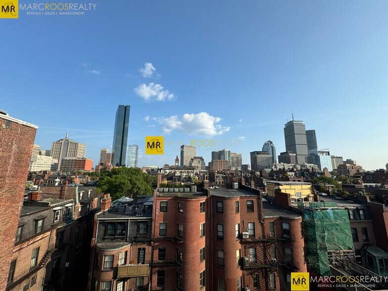 Building Photo - 265 Beacon St