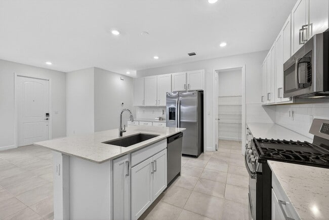 Building Photo - 1305 Haywagon Tr.