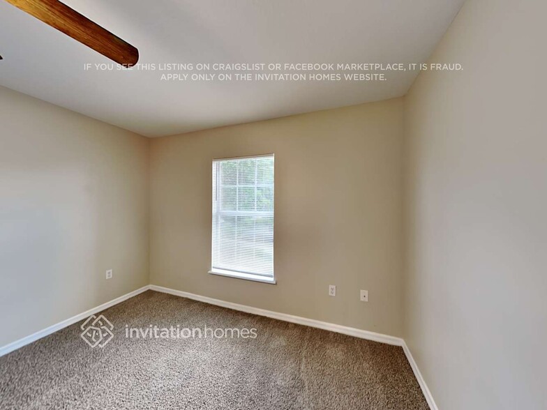 Building Photo - 437 Hammerstone Ave
