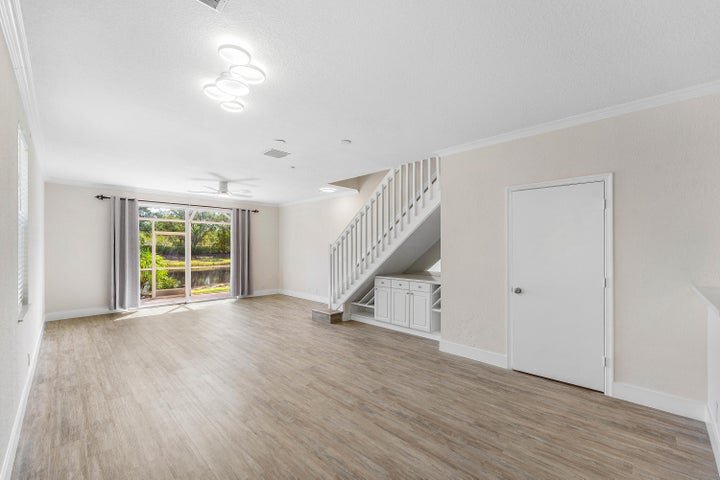 Building Photo - 2482 Cordoba Bend