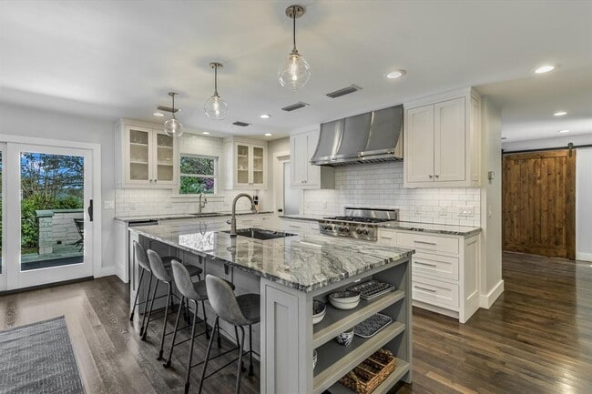 Building Photo - 3102 Foxfire Dr