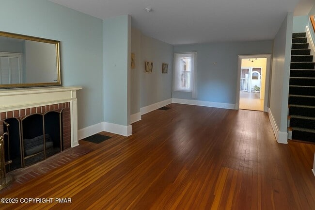 Building Photo - 602 Fulmer Ave