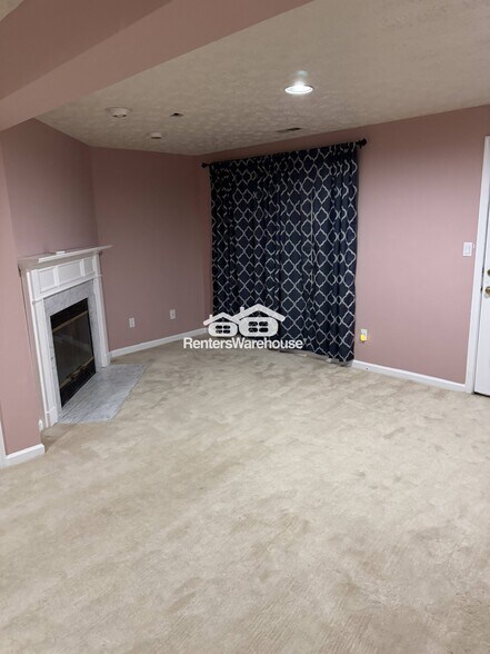 Building Photo - 831 Chestnut Cove Dr