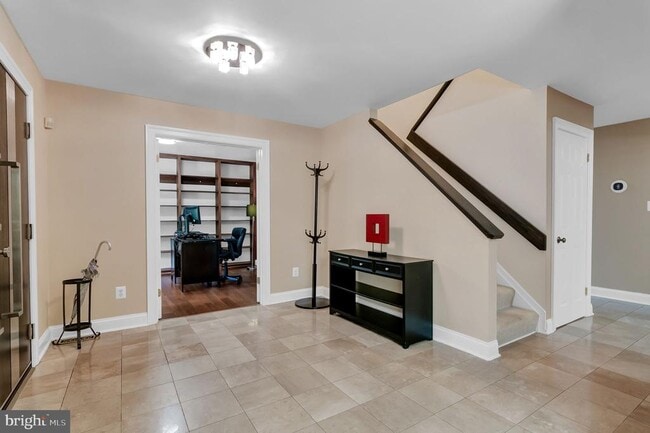 Building Photo - 8033 Cypress Grove Ln
