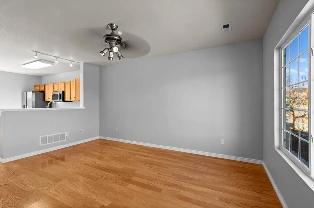 Building Photo - 6124 Scottsbluff Dr