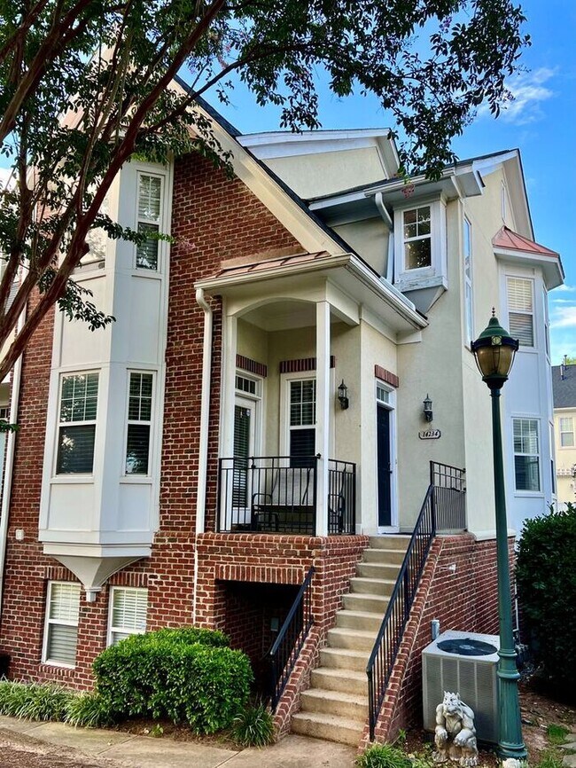 Heart of Ballantyne Upscale European 3Sto... 14234 Richmond Park Ave